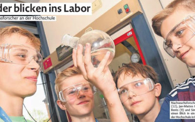 Emder Zeitung: Kinder blicken ins Labor